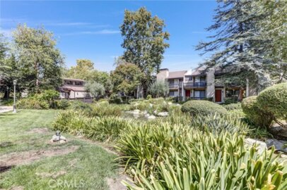 21821 Burbank #145 Photo